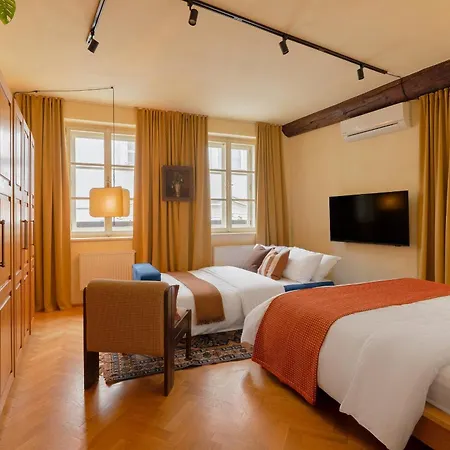 Nelis I Boutique In Old Town Apartment Prague