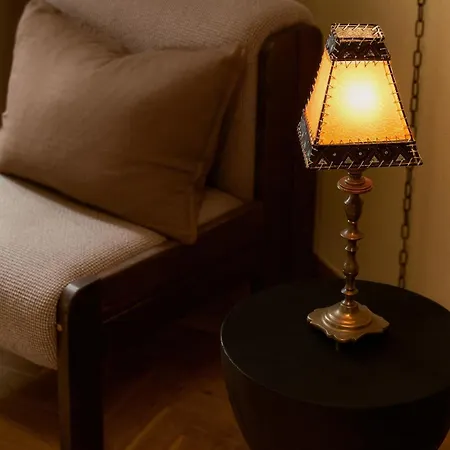 Spires And Spirits Old Town Boutique Apartment