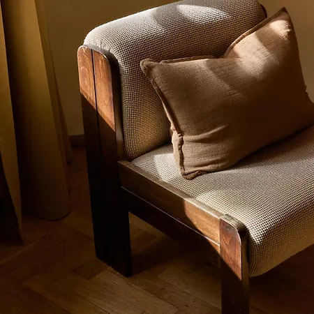 Spires And Spirits Old Town Boutique Apartment