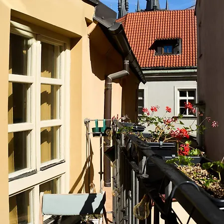 Nelis I Boutique In Old Town Apartment Prag